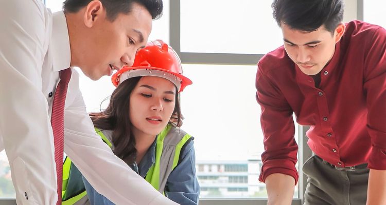 Three Ways General Contractors Can Reduce Risk